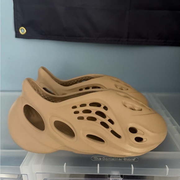 Yeezy Other - Yeezy foam runner.